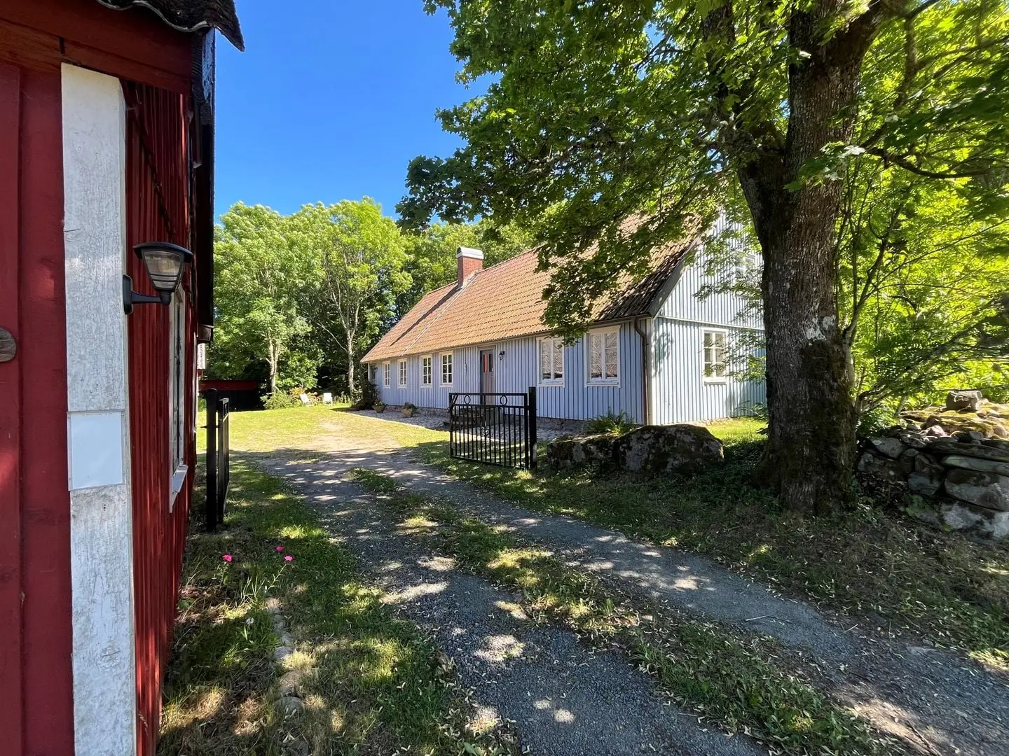Image 1 of 18 of Ekastorp 4420