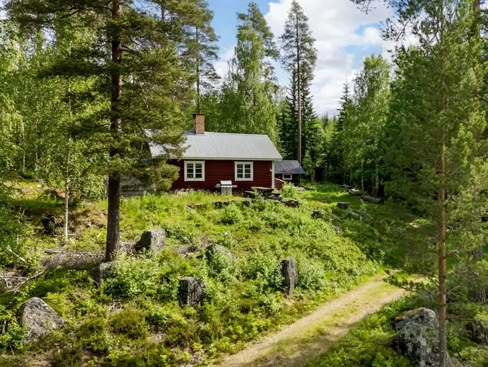 Bild 1 av 20 på Östra Fulunäs 10