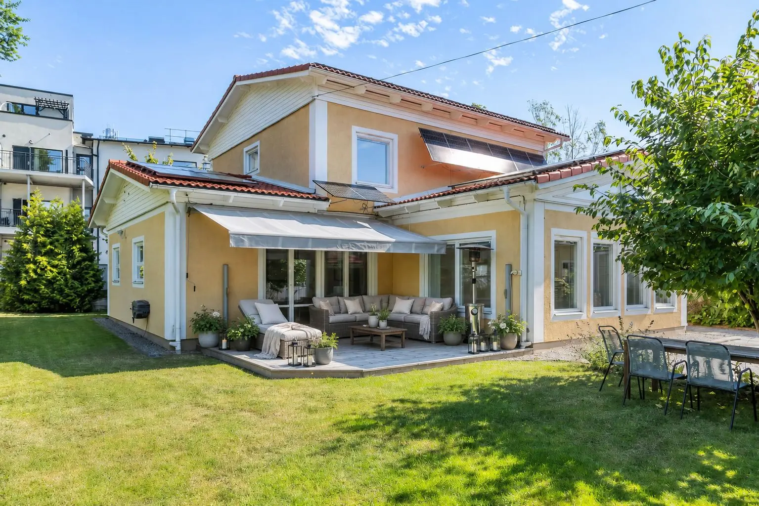 Bild 1 av 34 på Lövlundsvägen 49B