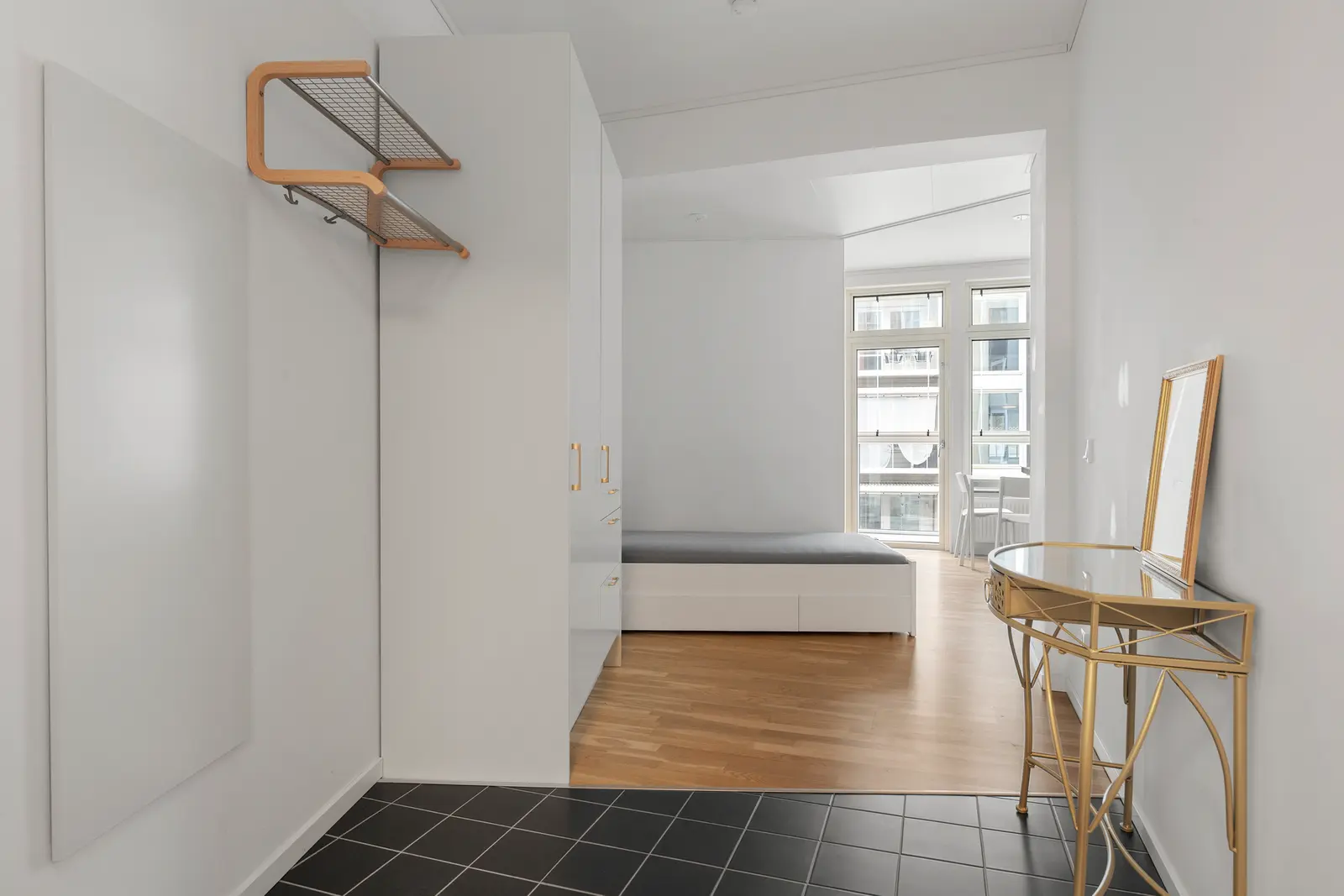 Lägenhet, Hägerneholmsvägen 7B, Täby. Bild 1 av 6