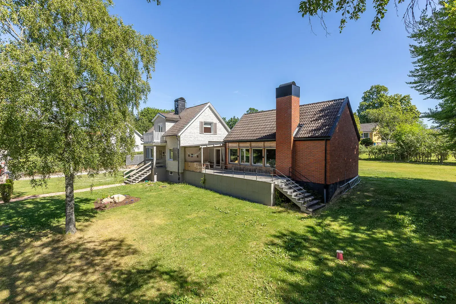 Bild 1 av 20 på Åsedavägen 14