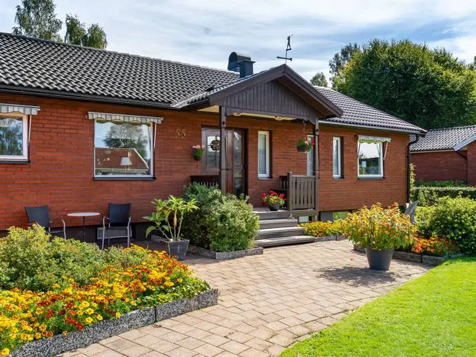 Bild 1 av 20 på Tegvägen 55