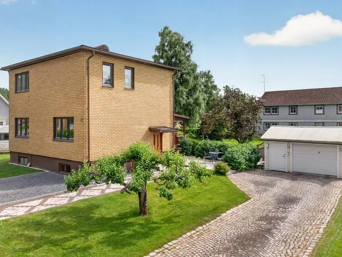 Bild 1 av 20 på Spelgatan 19