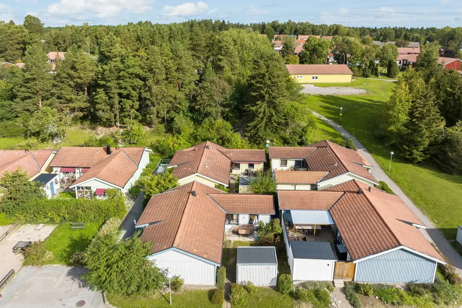 Bild 1 av 10 på Plommonvägen 14