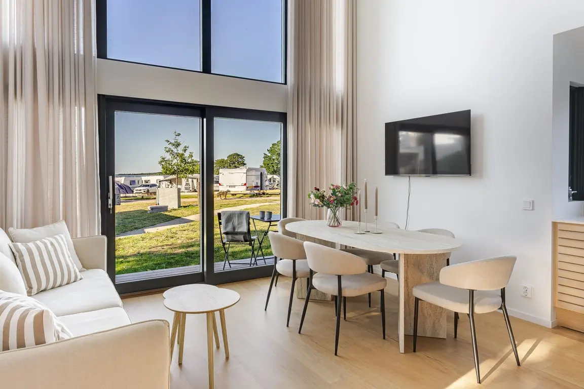 Fritidshus, Strandvilla 13, Sinusgatan 8, Borgholm. Bild 1 av 32