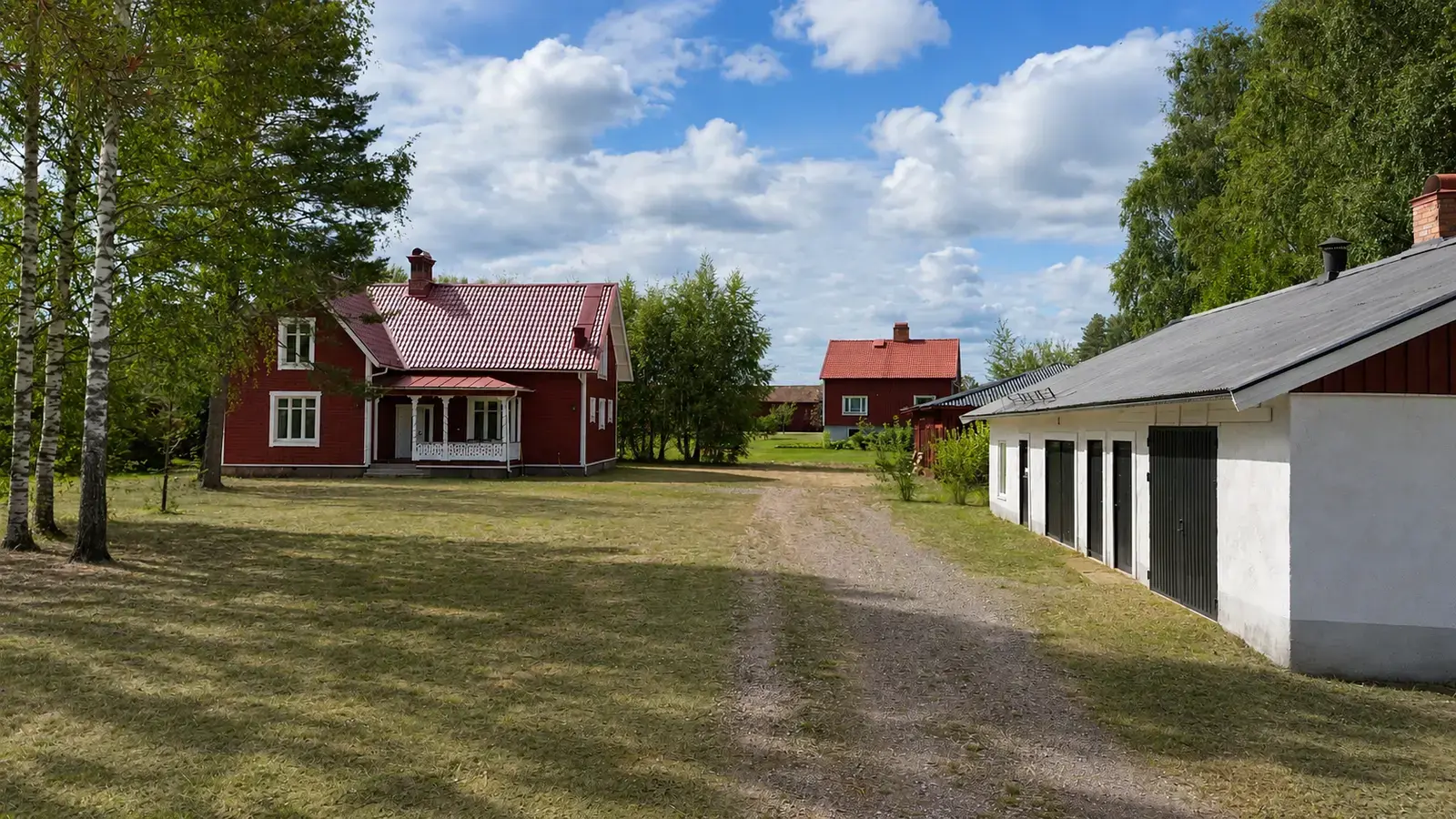 Bild 1 av 20 på Bogghedsvägen 13
