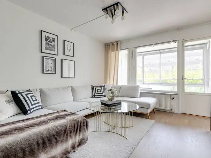 Bild 1 av 15 på Brynjegatan 12