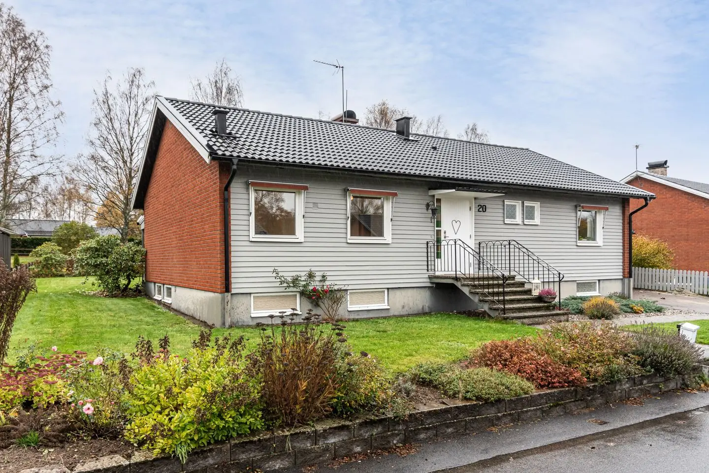 Villa, Ryttarvägen 20, Alvesta. Bild 1 av 33