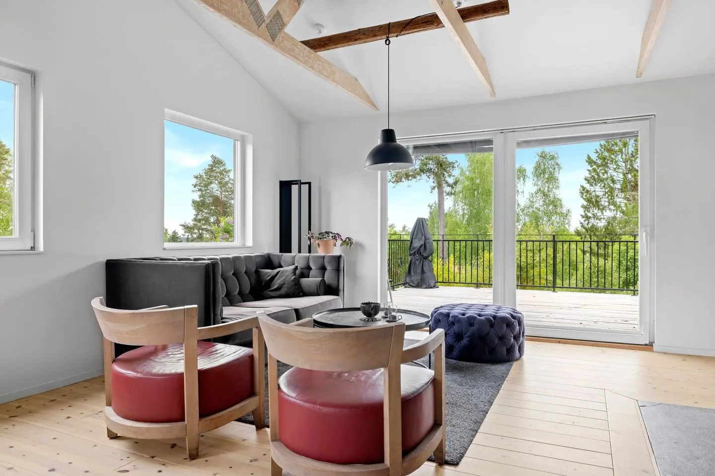 Villa, Ingefärsvägen 6, Upplands-Bro. Bild 1 av 39