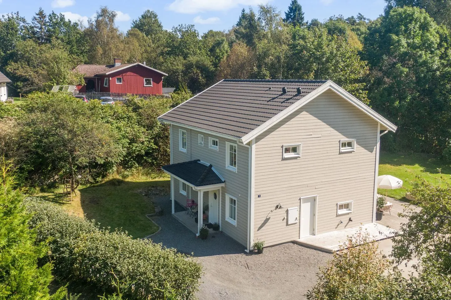 Villa, Skogsmarksvägen 1, Göteborg. Bild 1 av 32