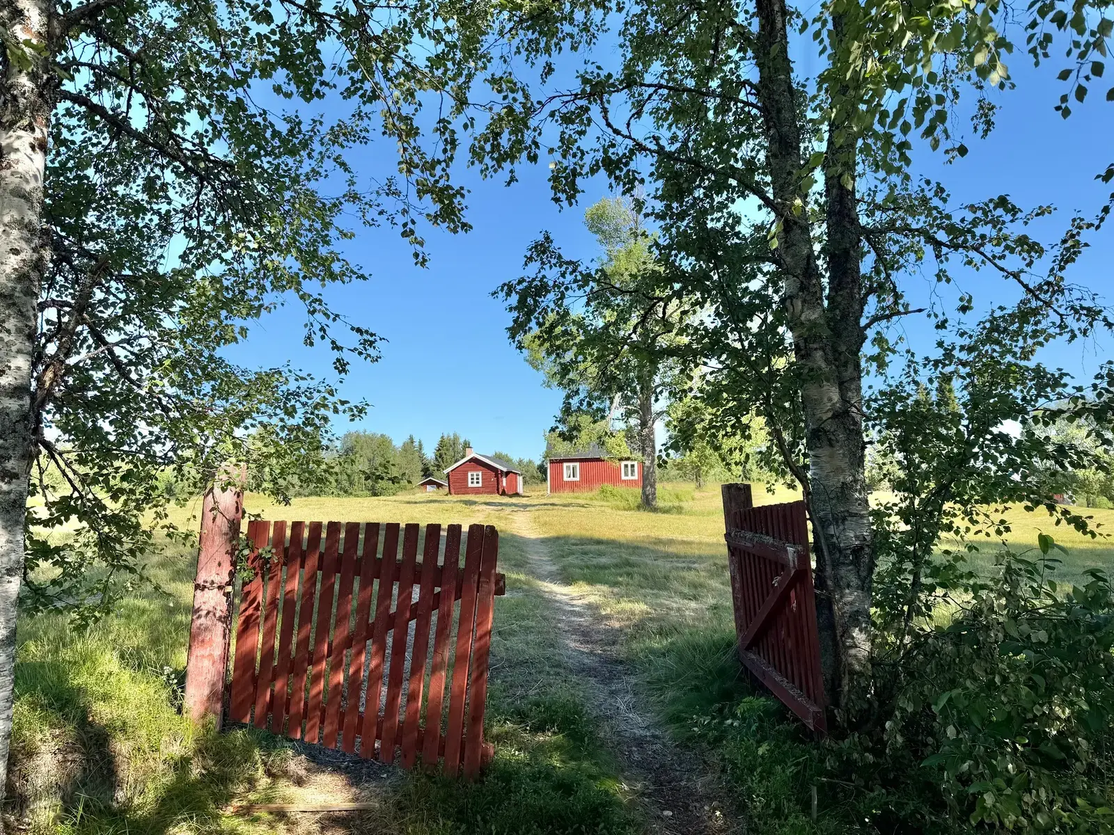 Fritidshus, Forsmovägen 24. Bild 1 av 17