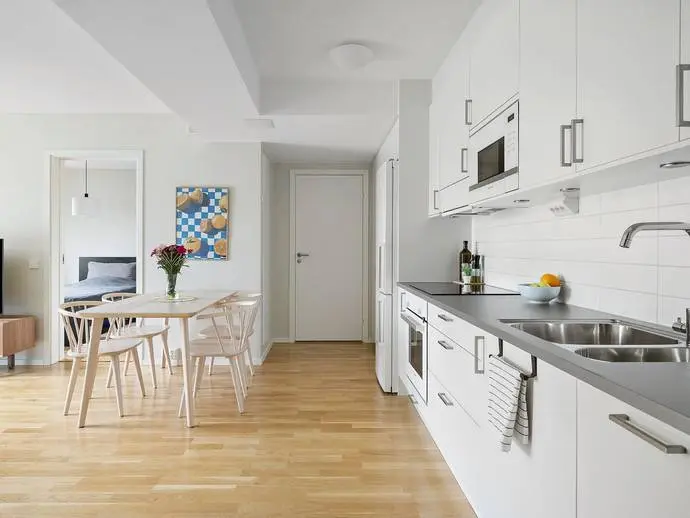 Bild 1 av 17 på Karlslundsvägen 24