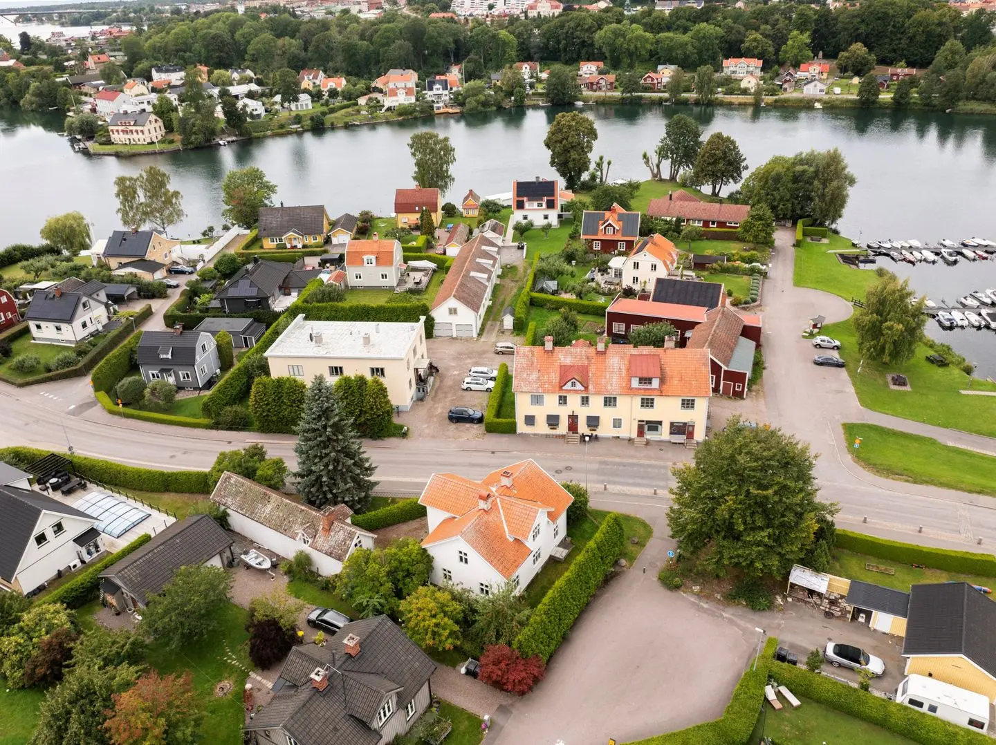 Övrigt, Strandvägen 51, 53 & 54, Motala. Bild 1 av 23
