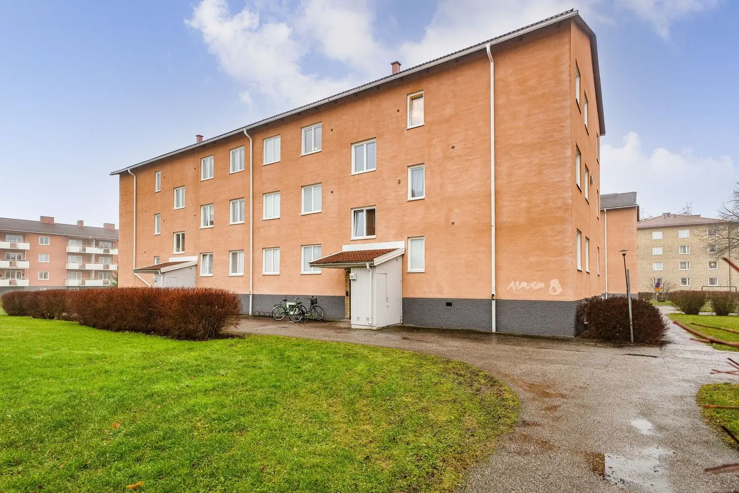 Lägenhet, Herrgårdsgatan 29A, Arboga. Bild 1 av 17