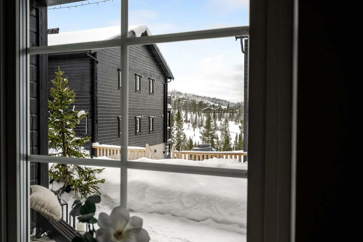 Lägenhet, Vemdalsskalet Källvägen 14A, Härjedalen. Bild 1 av 22