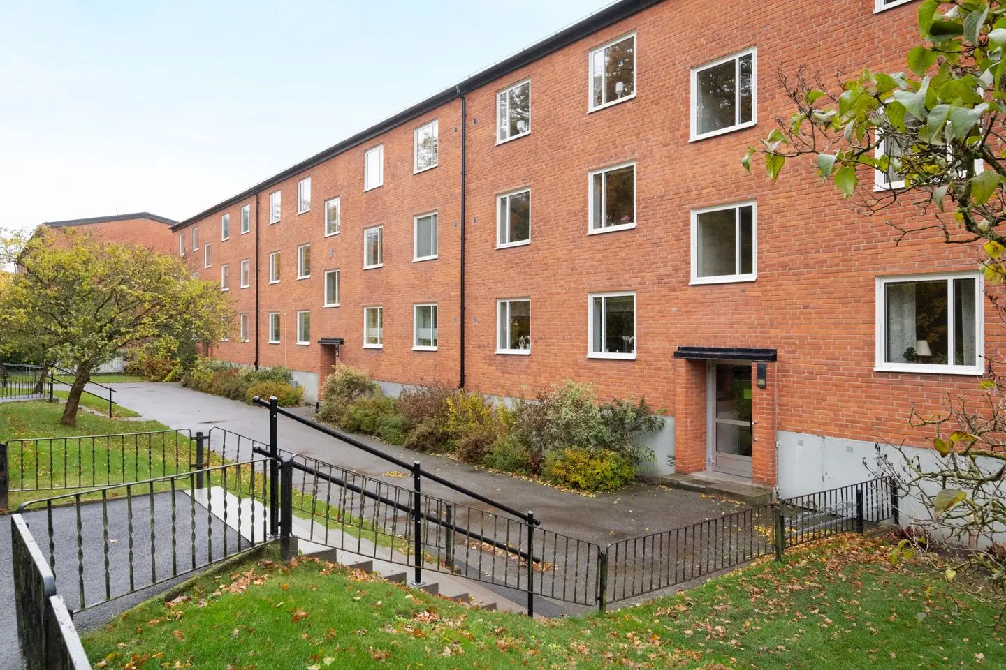 Lägenhet, Surbrunnsvägen 11, Karlshamn. Bild 1 av 14
