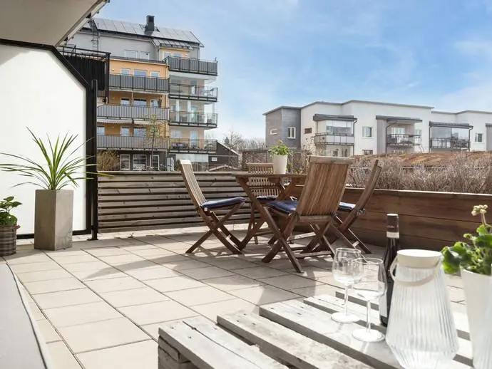 Bild 1 av 20 på Pionjärgatan 12