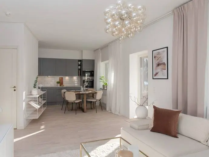 Lägenhet, Sjövallavägen 8. Bild 1 av 17