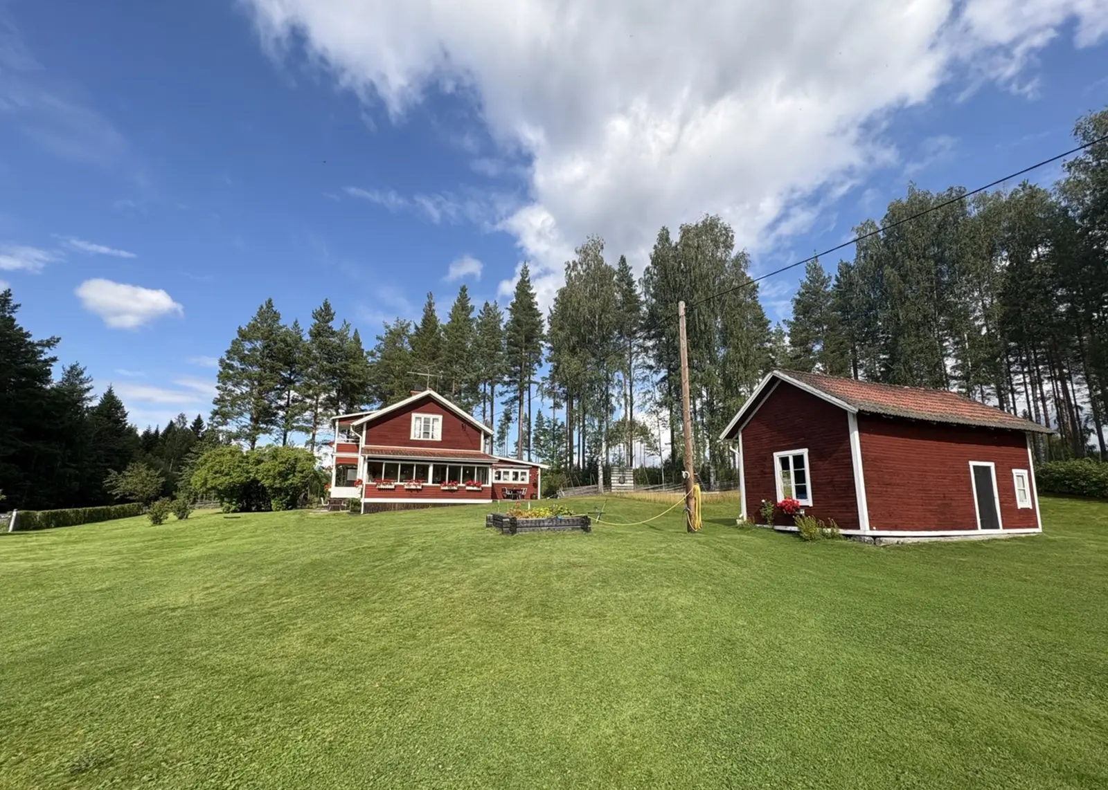 Bild 1 av 27 på Skräddrabo 431