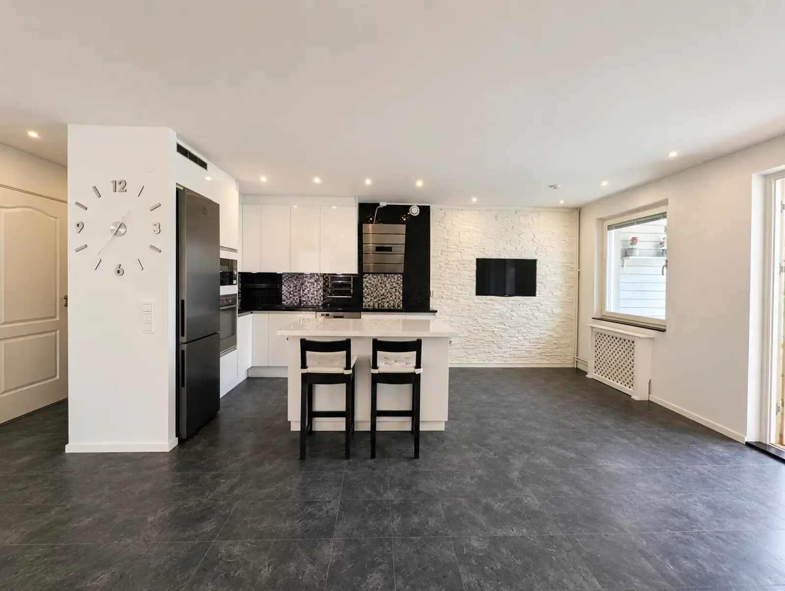 Apartment, Fornhöjdsvägen 60. Photo 1 of 20