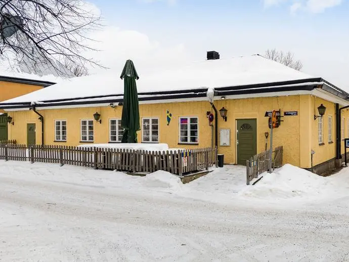 Image 1 of 16 of Västra Långgatan 8