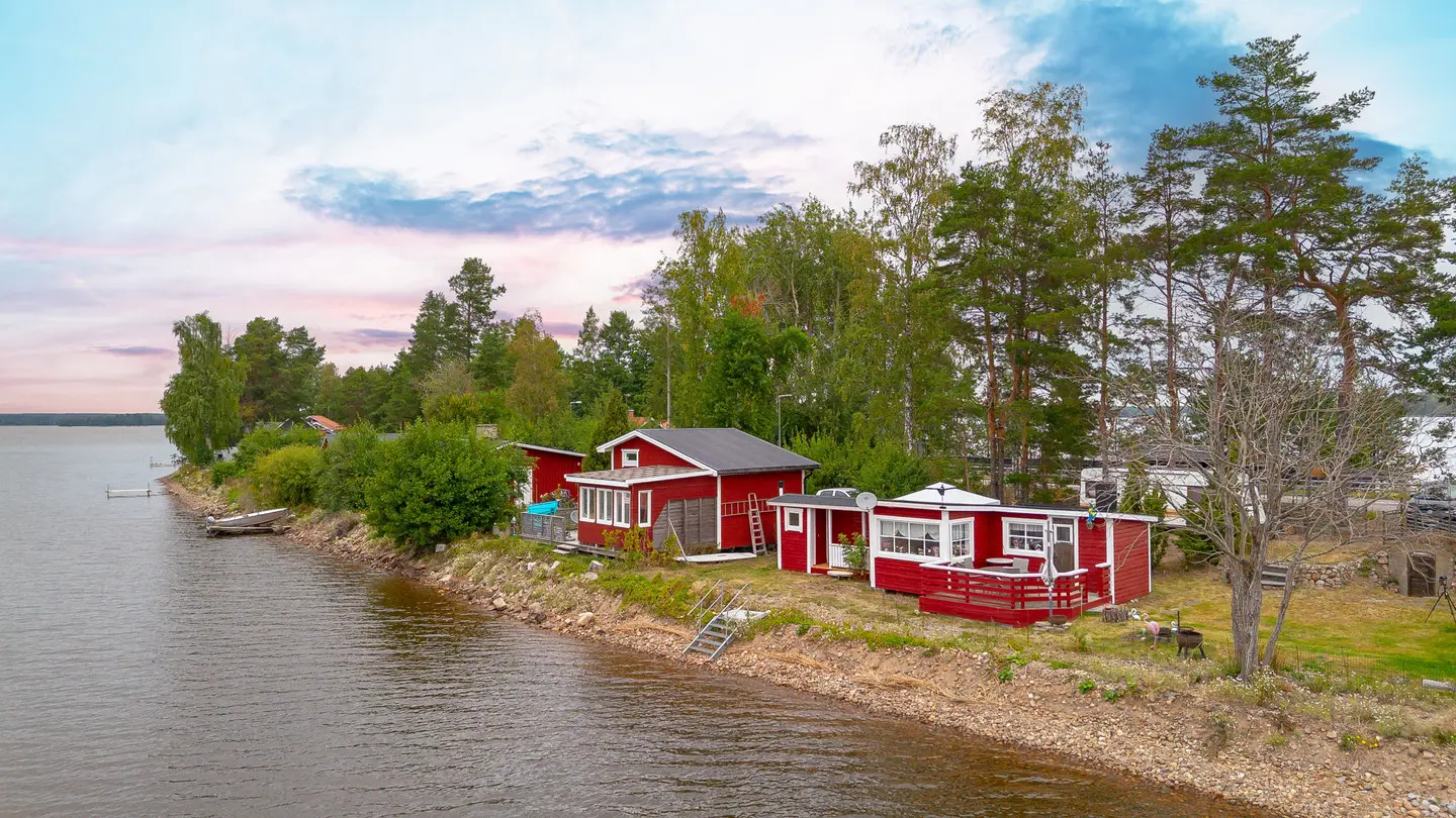 Fritidshus, Årsundavägen 432A, Sandviken. Bild 1 av 26