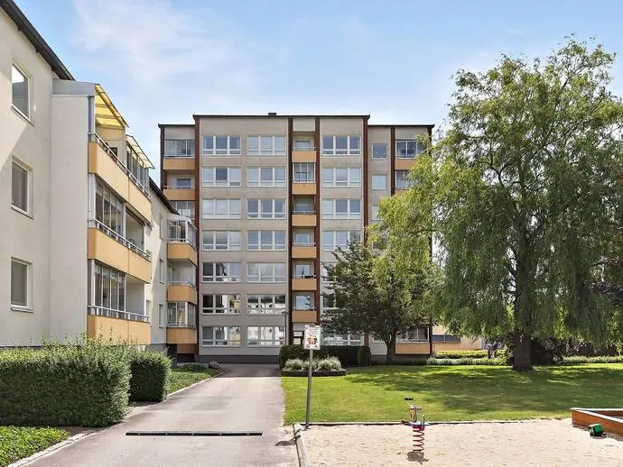 Lägenhet, Drottninggatan 113, Hässleholm. Bild 1 av 20