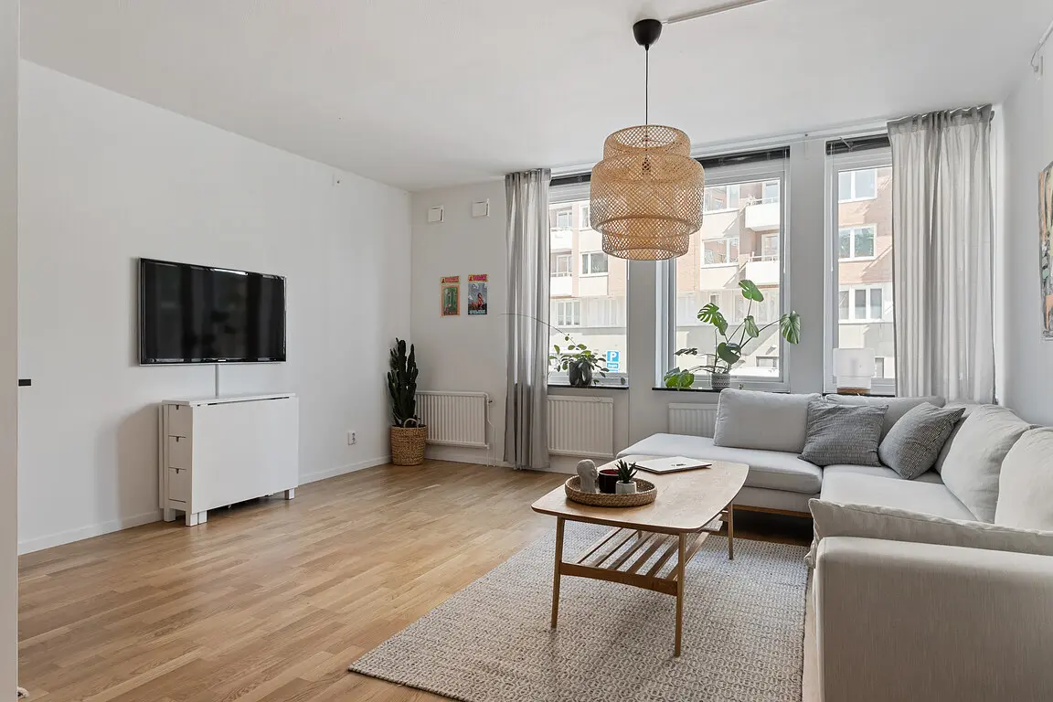 Apartment, Kustgatan 14A. Photo 1 of 17