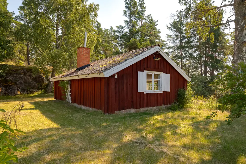 Fritidshus, Strand Lilla Fjället 1, Norrköping. Bild 1 av 20