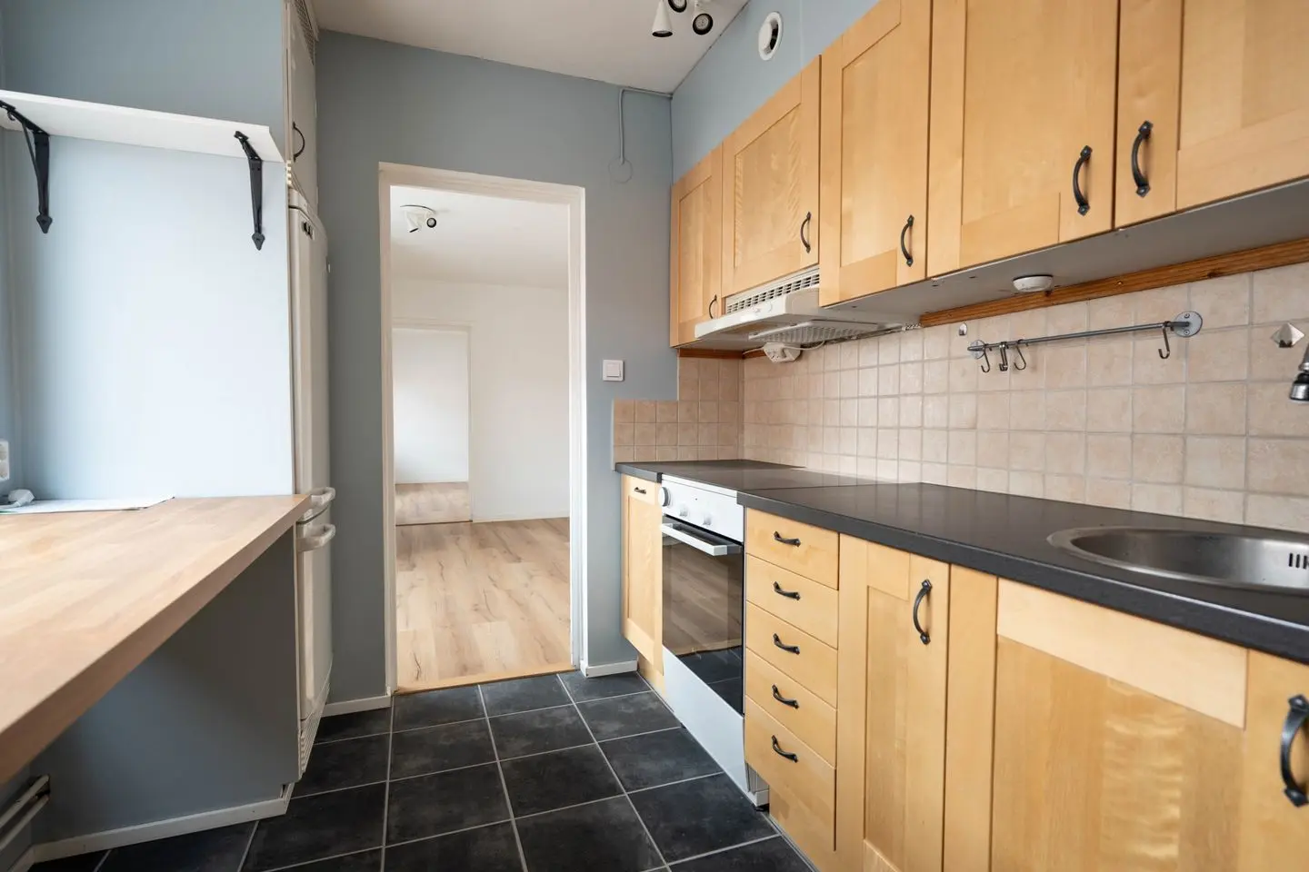 Lägenhet, Lilla Trädgårdsgatan 3, Nybro. Bild 1 av 11