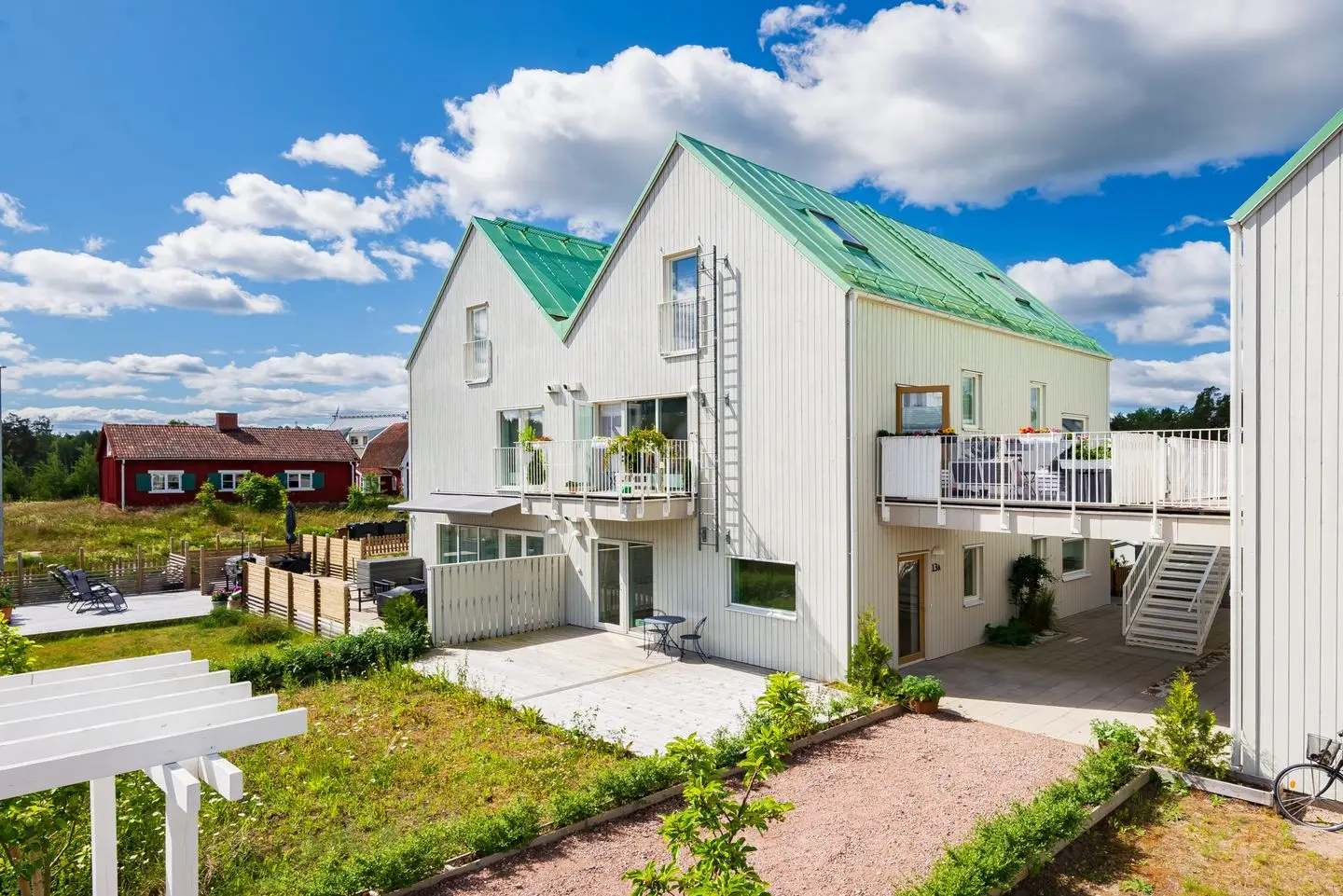 Lägenhet, Myrmans väg 13C, Österåker. Bild 1 av 38