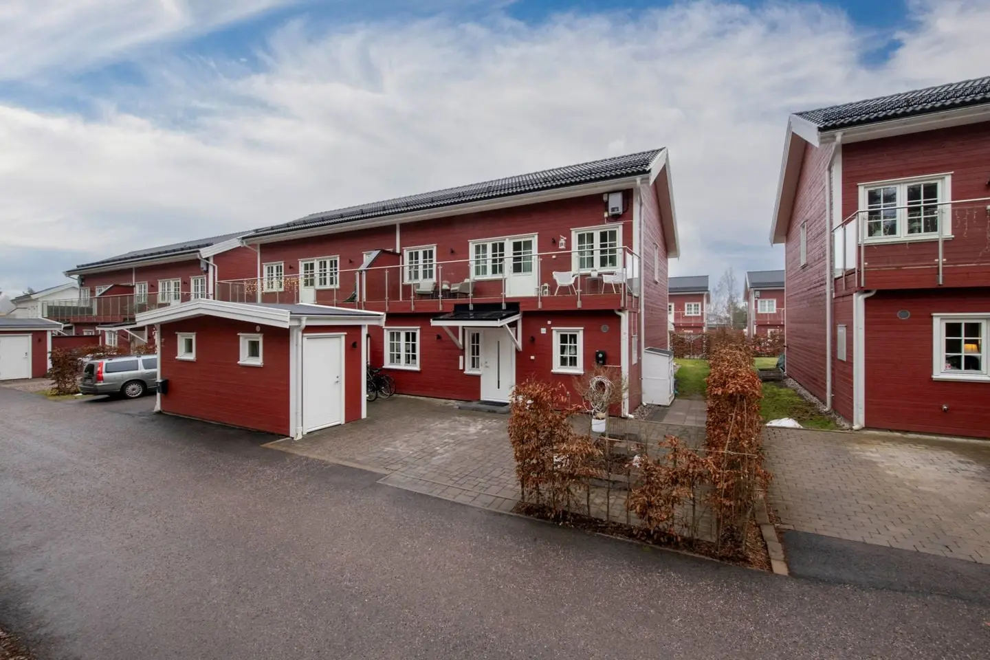 Image 1 of 22 of Gustavsbergsvägen 2JA