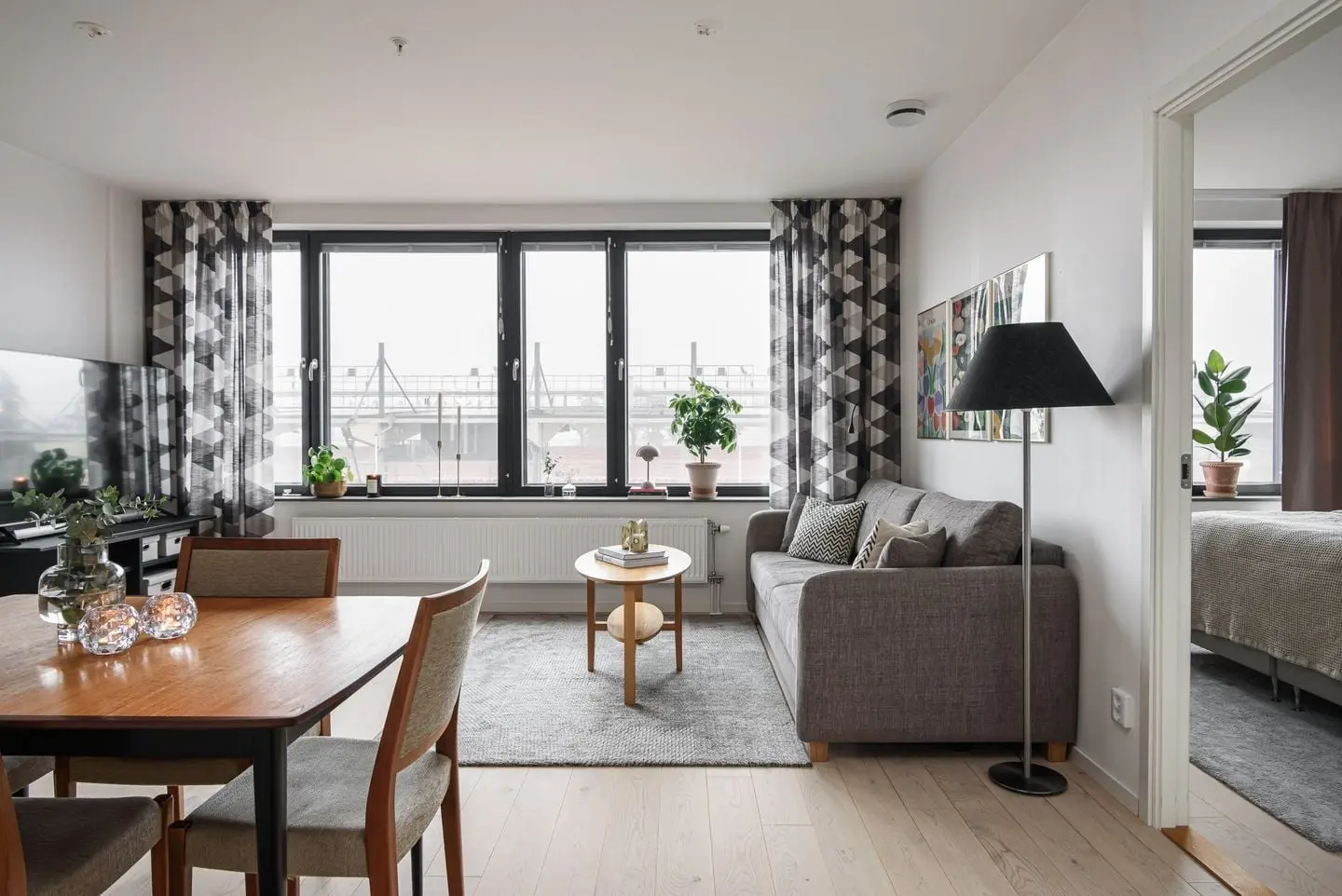 Image 1 of 36 of Storgatan 82B