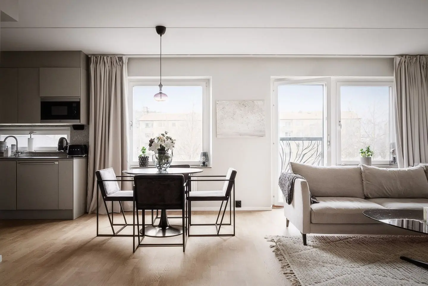 Lägenhet, Fyrklöversgatan 13, Göteborg. Bild 1 av 27