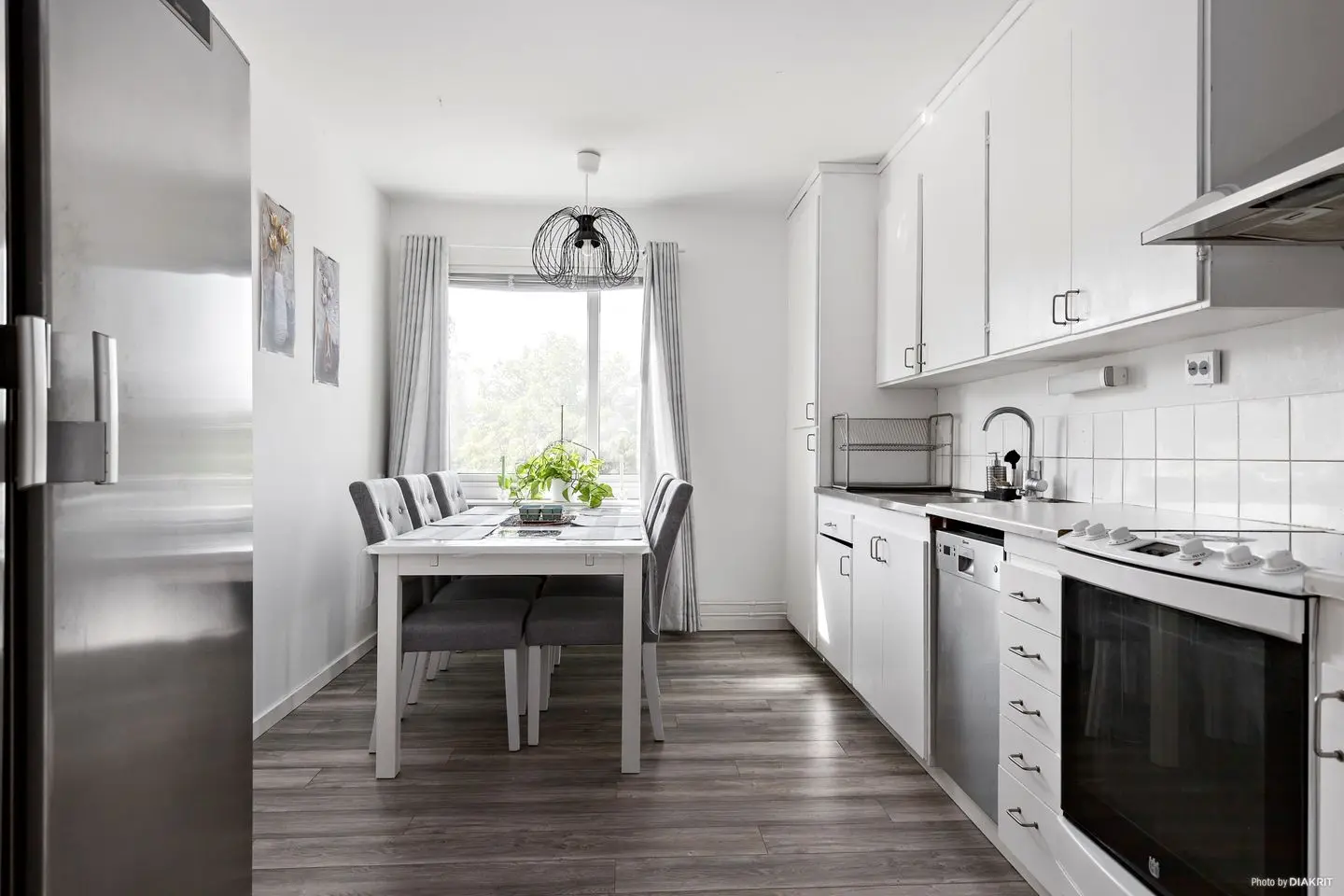 Lägenhet, Lantmannavägen 64, Trollhättan. Bild 1 av 13