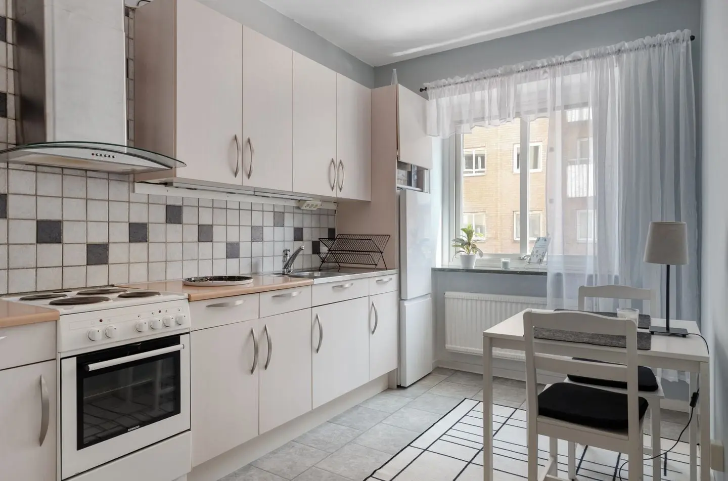 Lägenhet, Landsvägsgatan 1B, Karlskrona. Bild 1 av 13