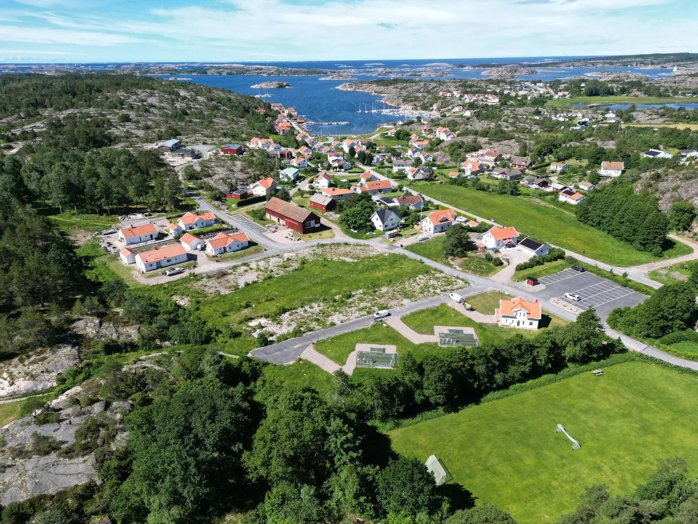 Bild 1 av 47 på Agdas väg 2