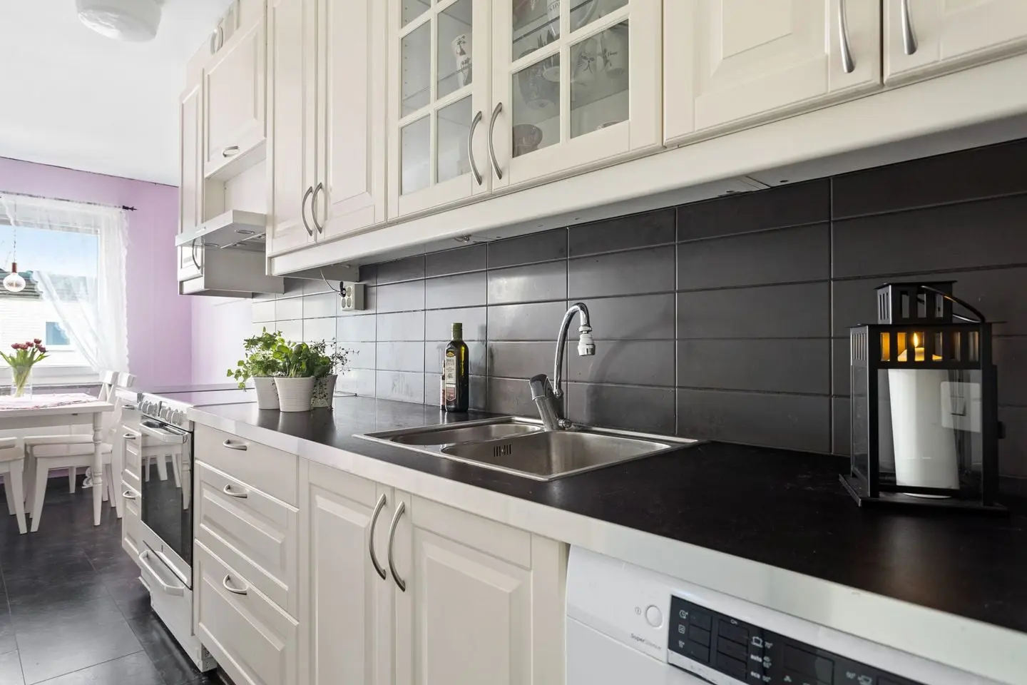 Apartment, Sotingeplan 22, 2tr, Stockholm. Photo 1 of 24