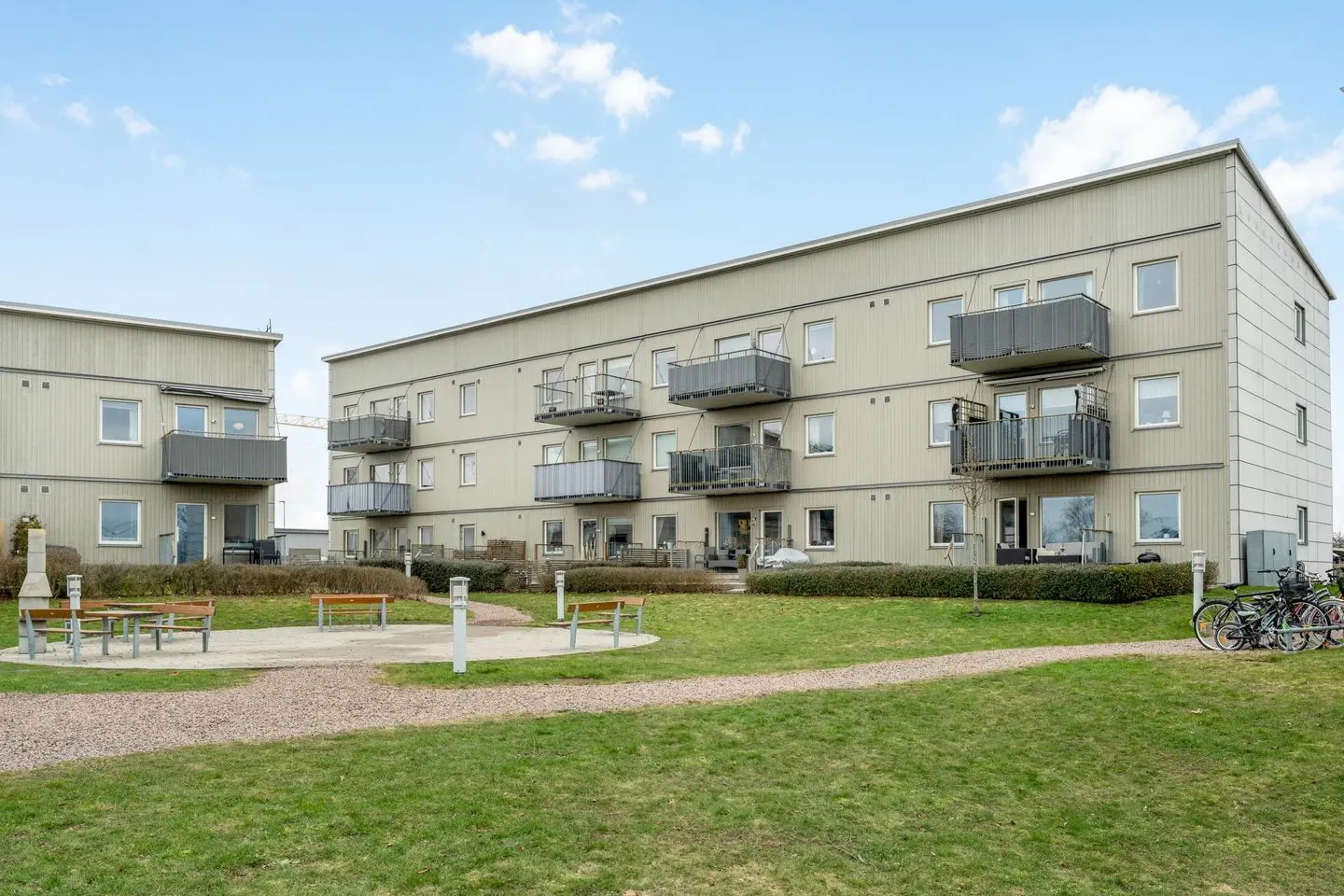 Lägenhet, Kycklinggränd 6A, Trelleborg. Bild 1 av 23