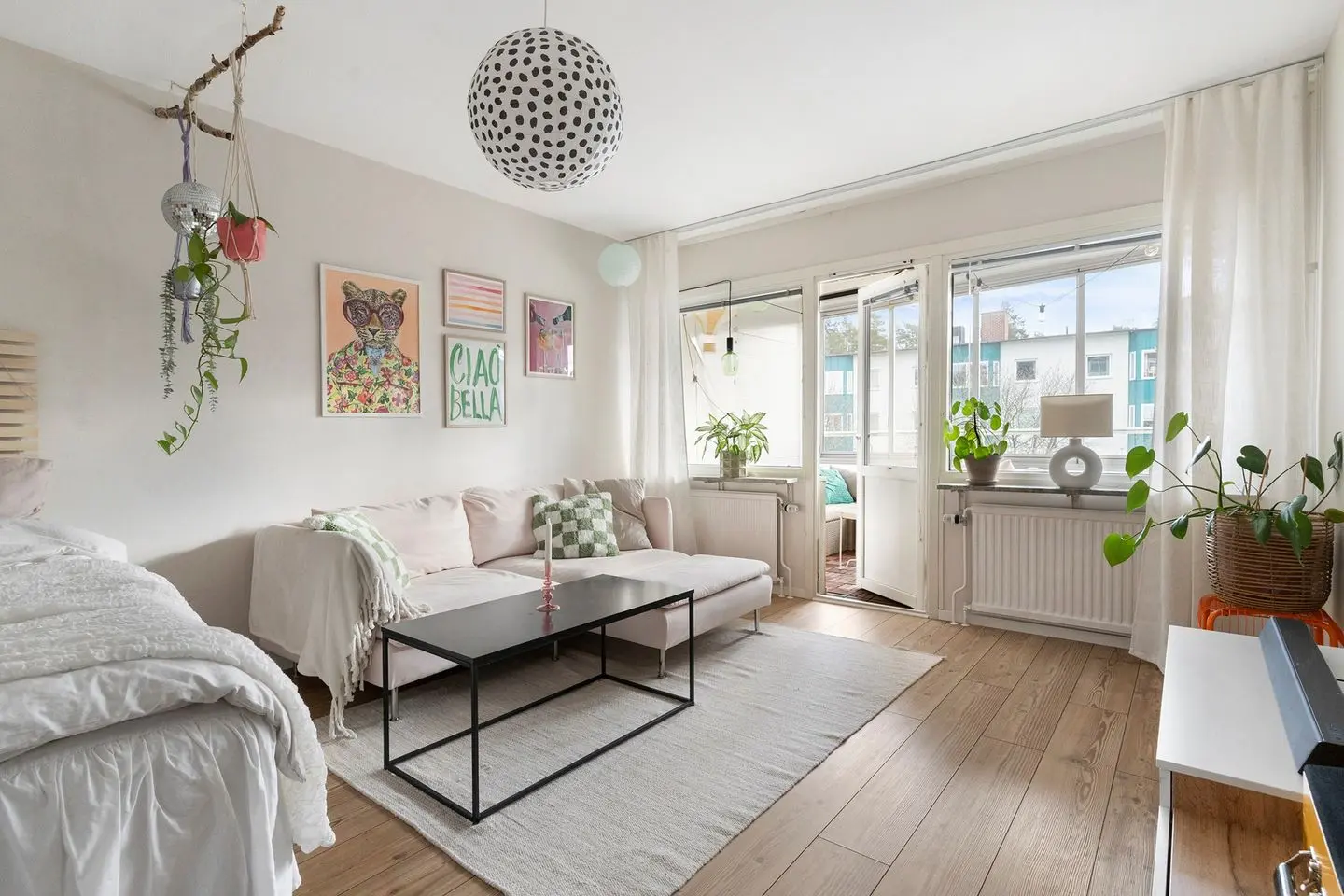 Apartment, Hjortmossegatan 104, Trollhättan. Photo 1 of 19