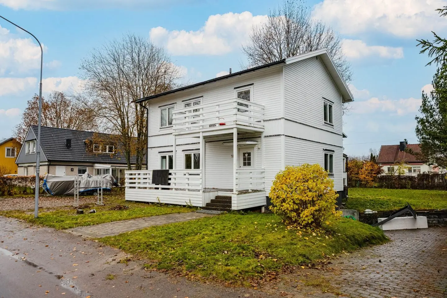 Bild 1 av 20 på Västra Gärdesgatan 18