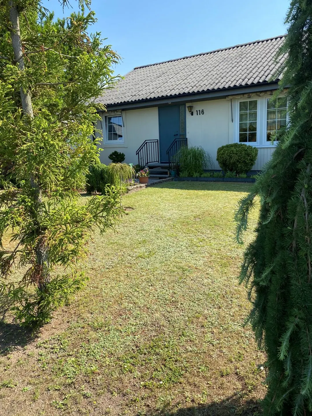 Villa, Dalagatan 116, Bromölla. Bild 1 av 27