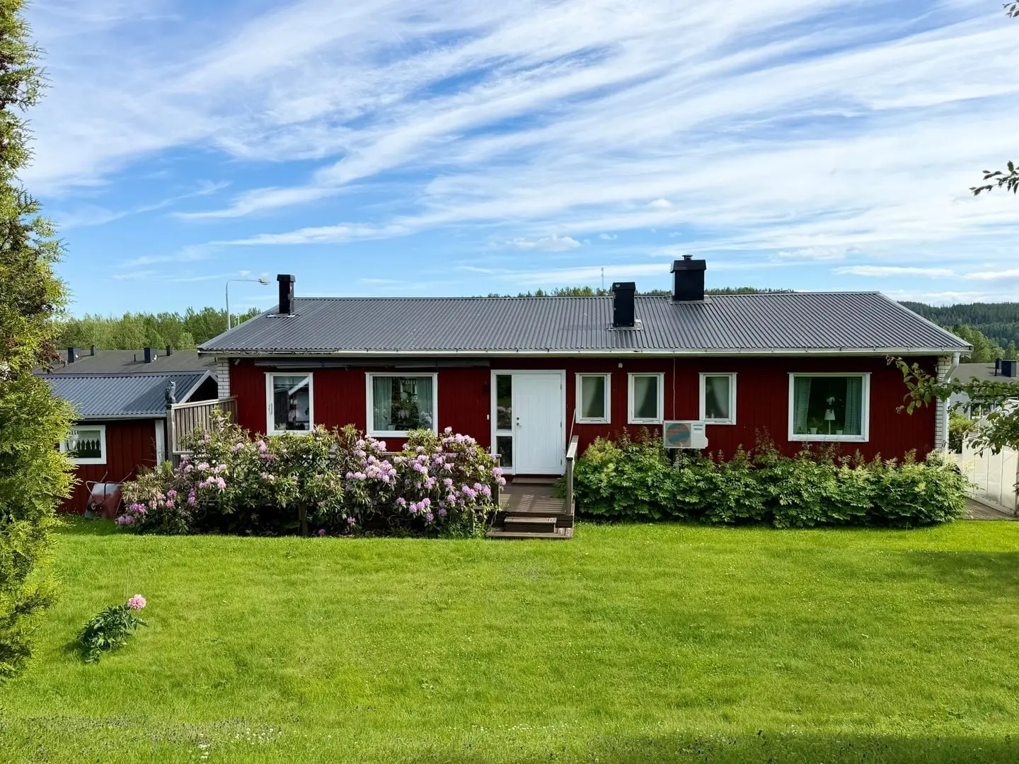 Villa, Hemmansvägen 32, Härnösand. Bild 1 av 31