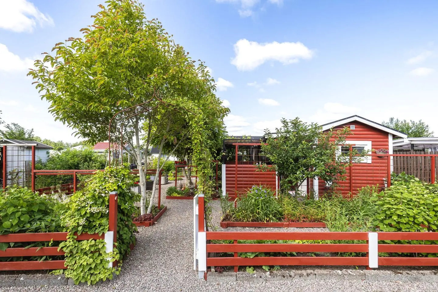 Fritidshus, Dahljevägen 284 Valla koloniområde, Linköping. Bild 1 av 18
