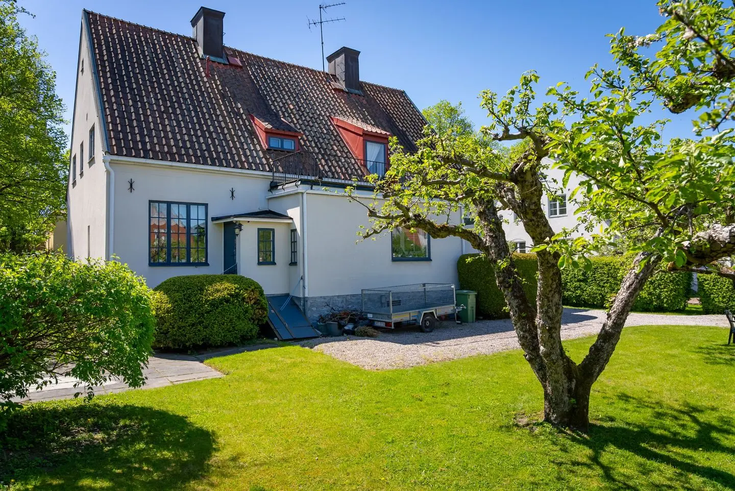 Villa, Djurgårdsvägen 17, Eskilstuna. Bild 1 av 35