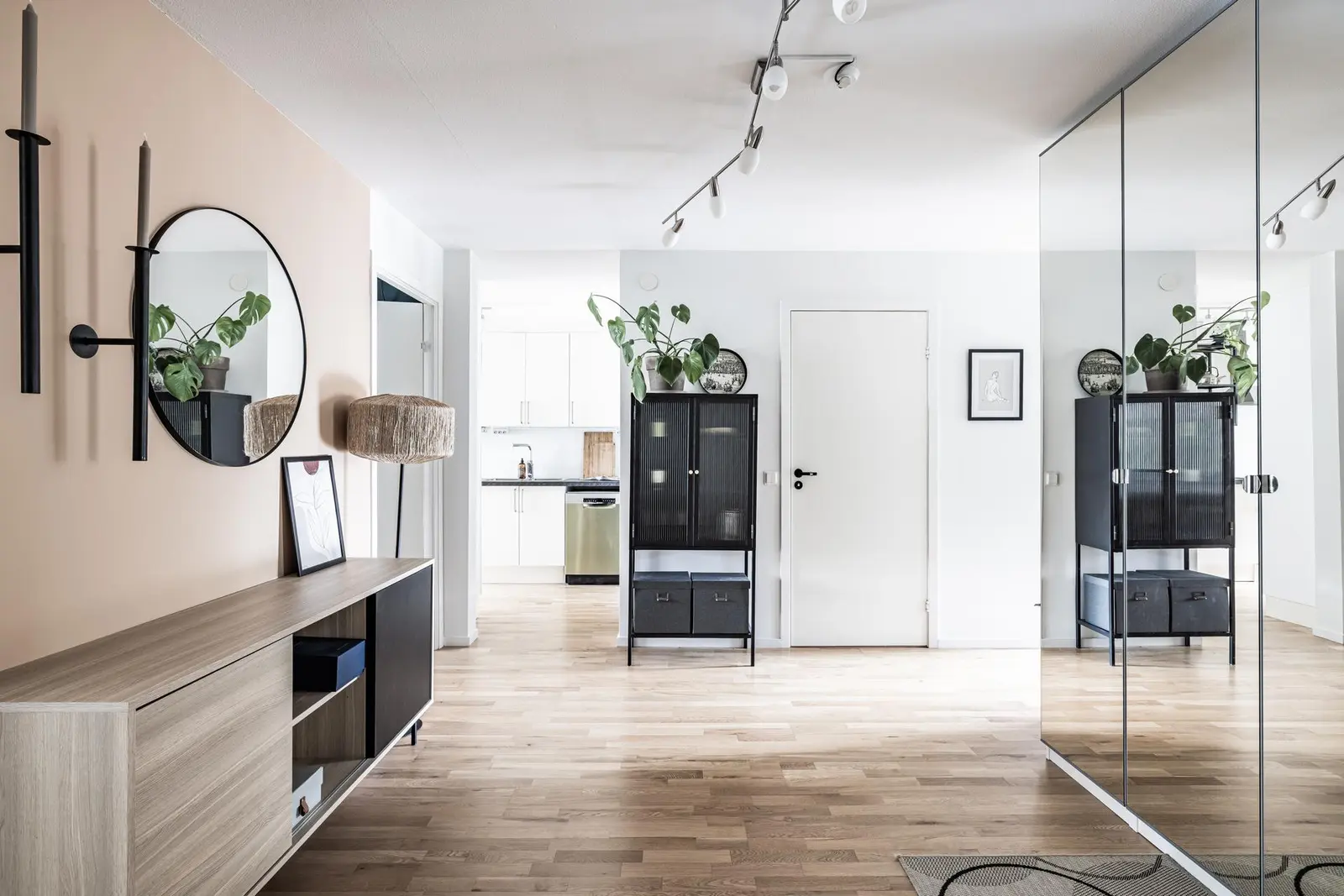 Lägenhet, Sågenvägen 16, Haninge. Bild 1 av 32