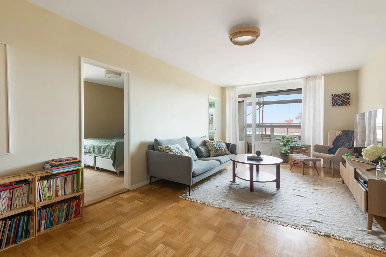 Apartment, Aprikosgatan 33, Hässelby. Photo 1 of 34