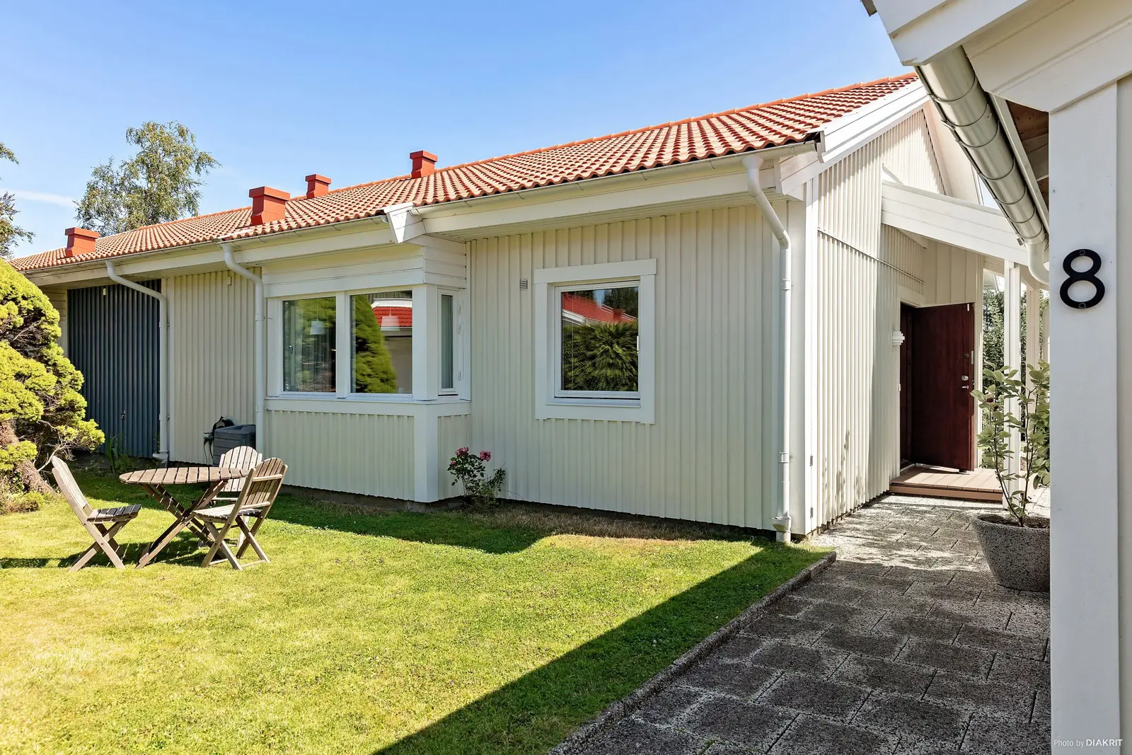 Bild 1 av 24 på Båtsman Rems Gata 8