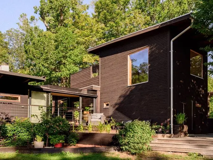Villa, Mörtviksvägen 226. Bild 1 av 20