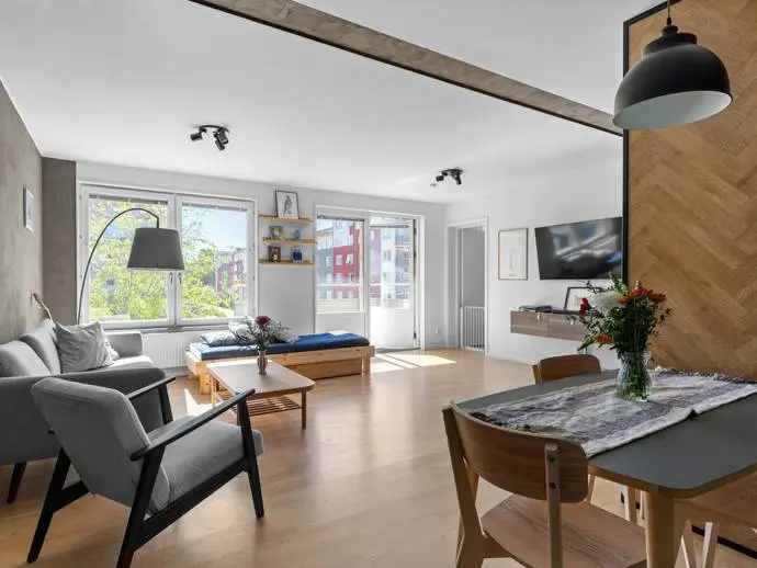 Apartment, Bollmora gårdsväg 9. Photo 1 of 20